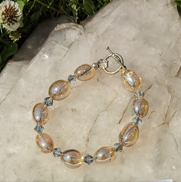 Handmade Champagne Aura Quartz Bracelet - 6 3/4" - Picture 5 of 6